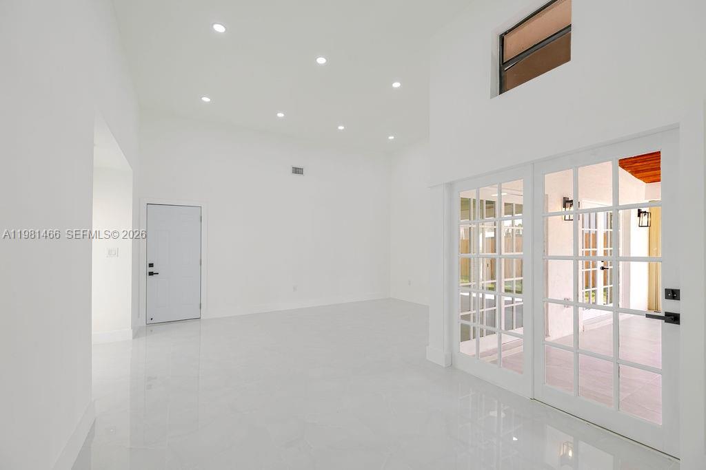 8940 SW 4th Ter Miami, FL 33174