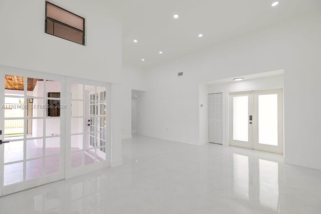 8940 SW 4th Ter Miami, FL 33174