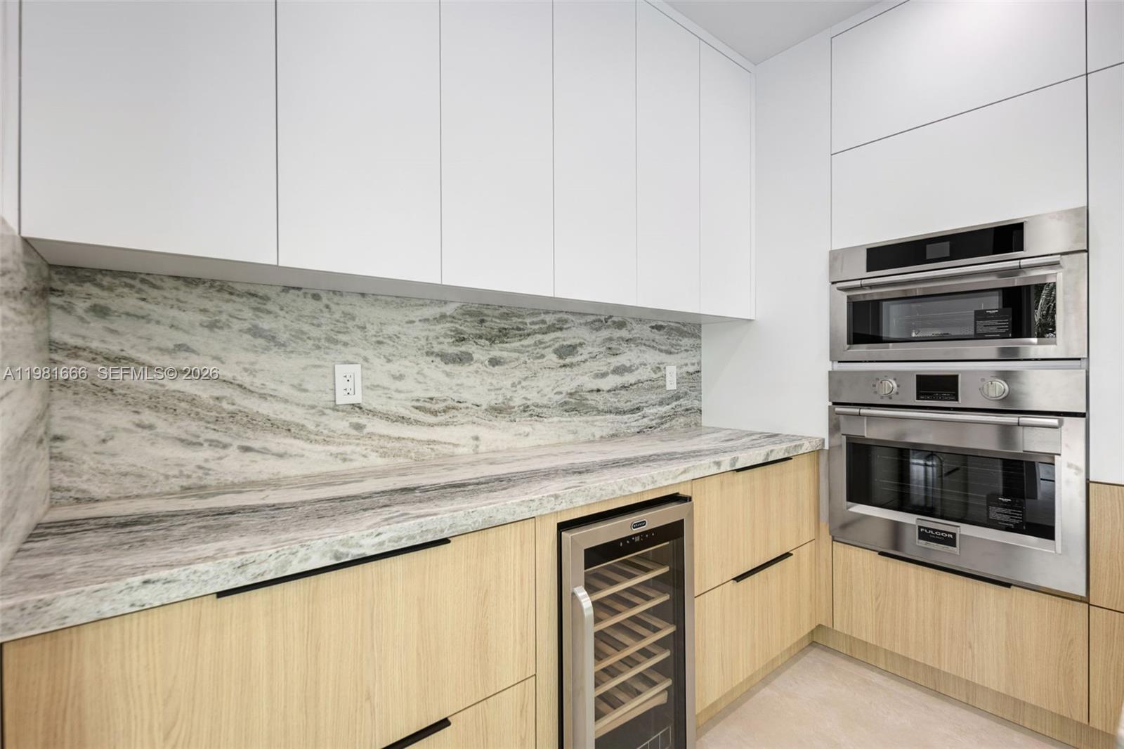 569 NW 44th St Miami, FL 33127