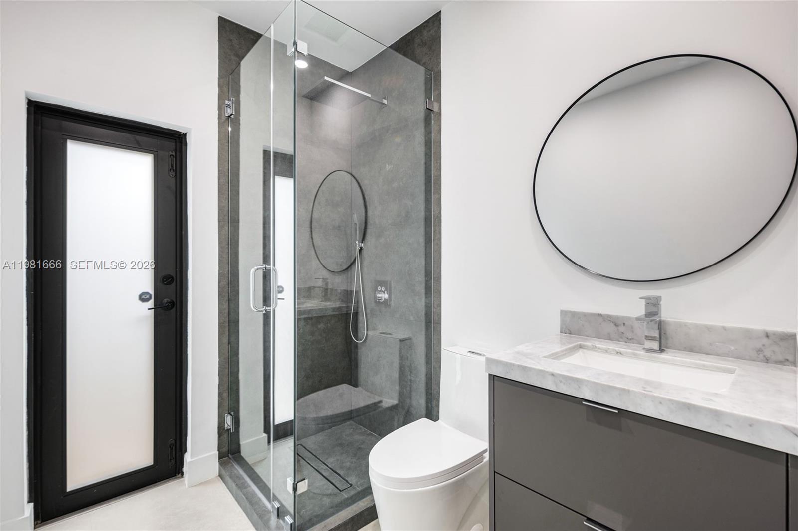 569 NW 44th St Miami, FL 33127