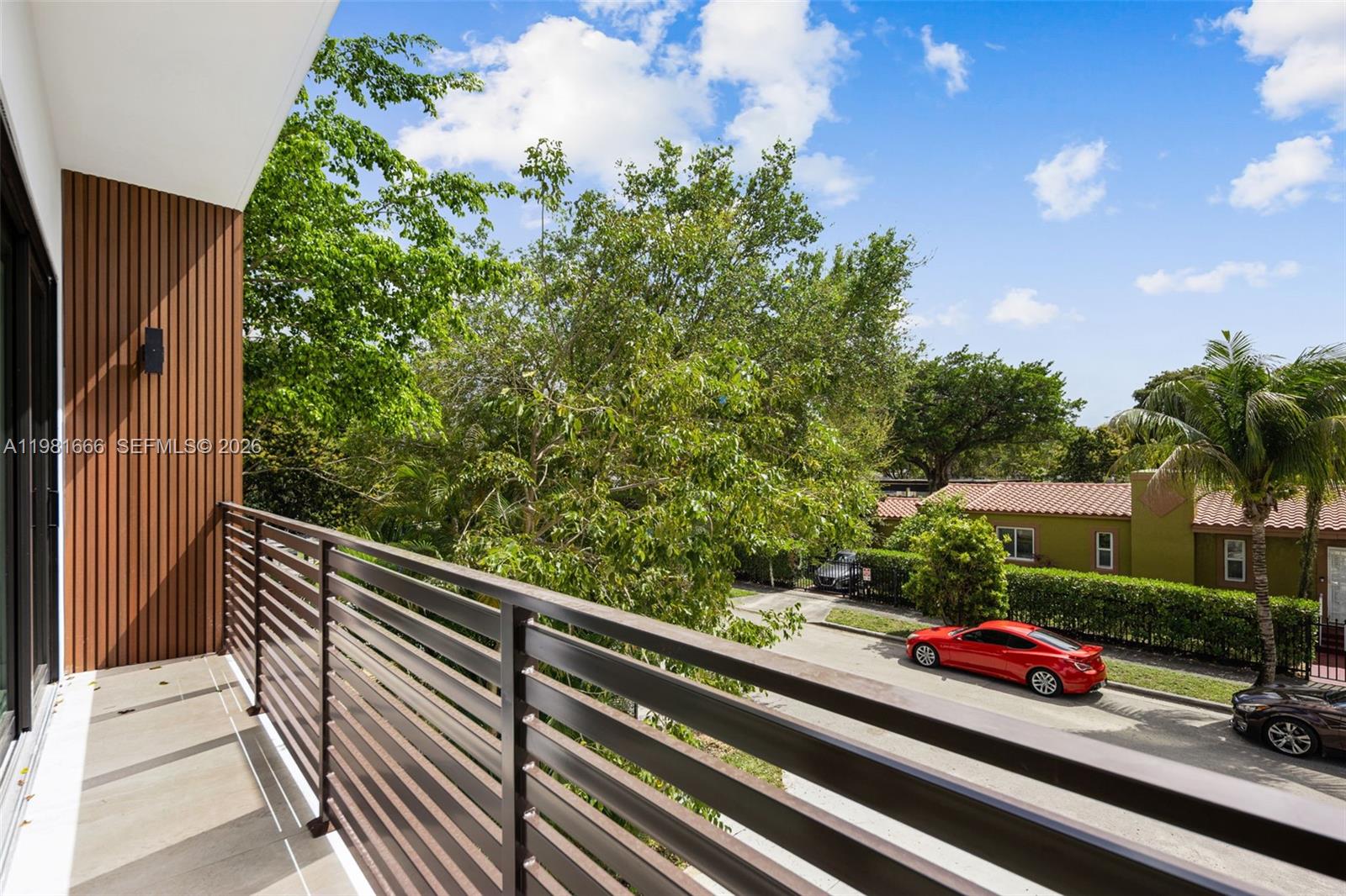 569 NW 44th St Miami, FL 33127