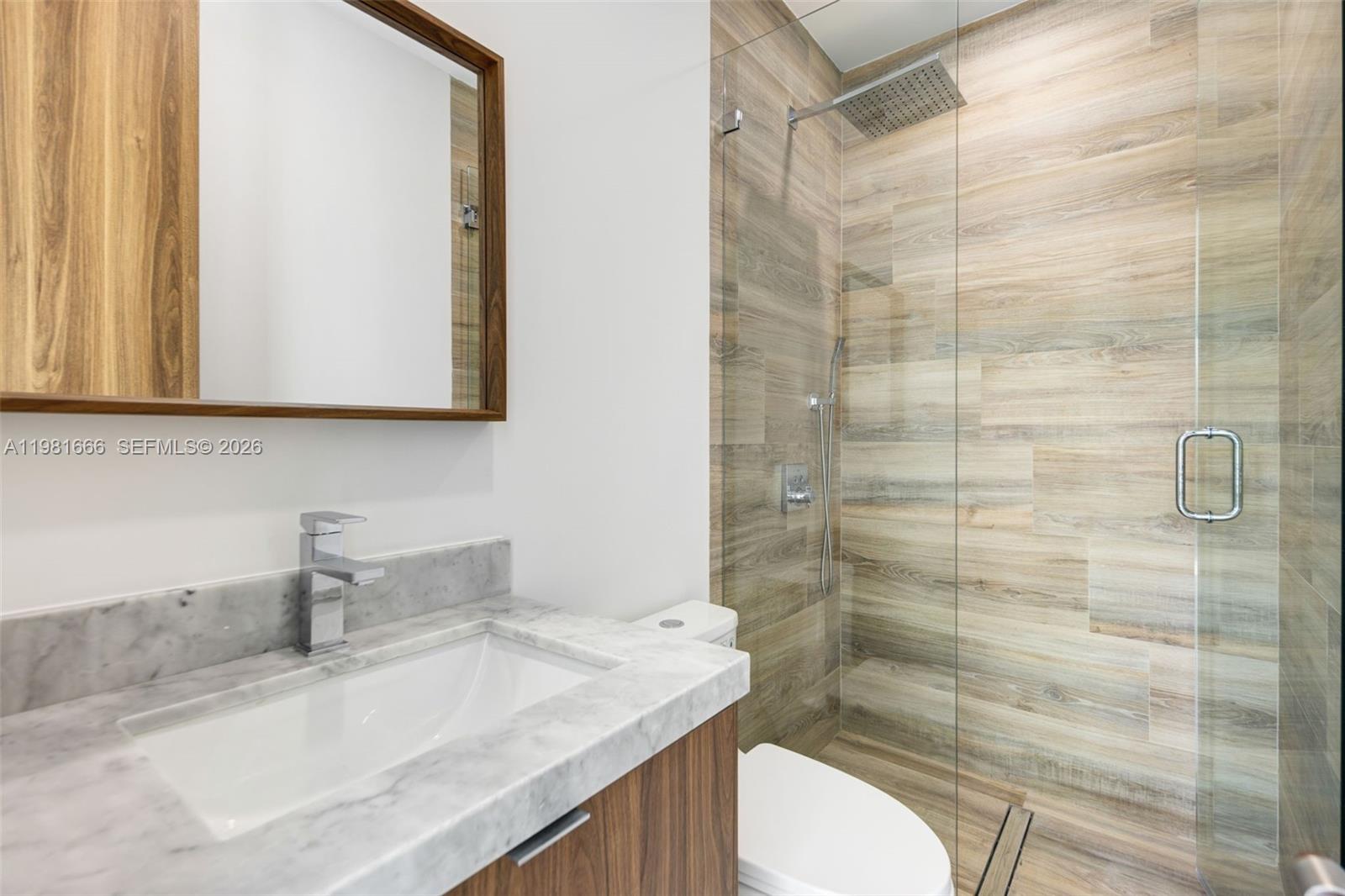 569 NW 44th St Miami, FL 33127