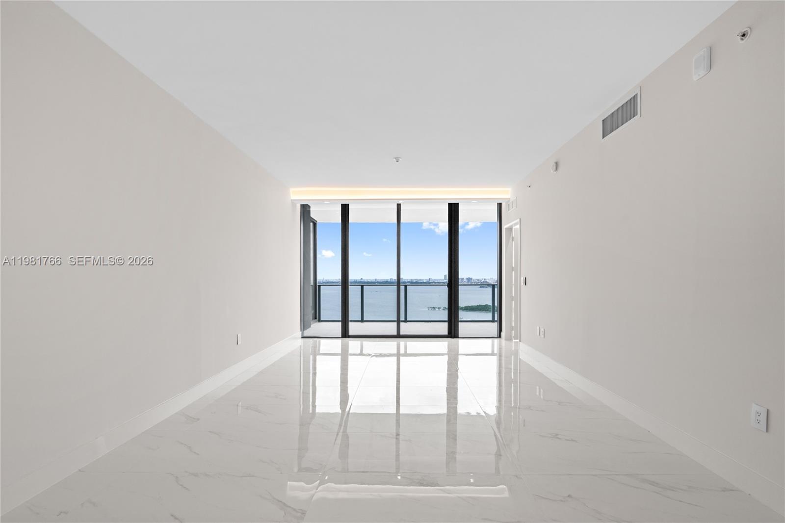 700 NE 24th St #2402 Miami, FL 33137