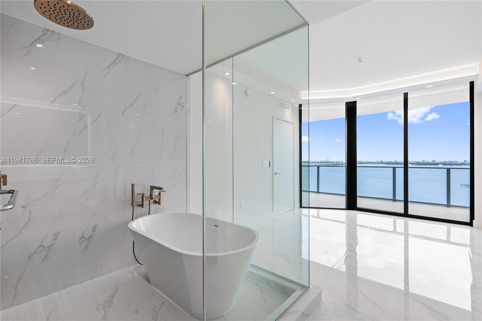 700 NE 24th St #2402 Miami, FL 33137