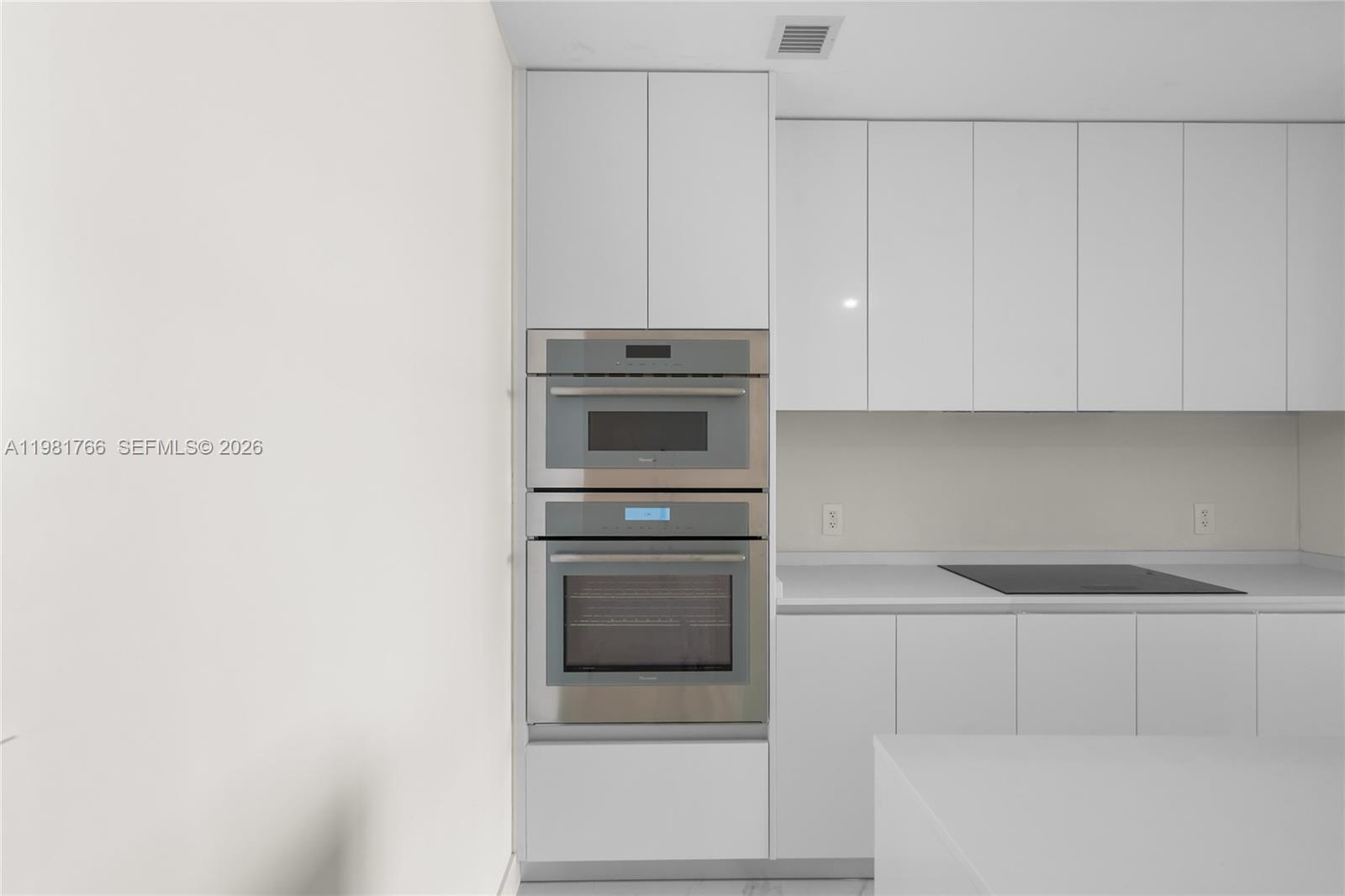 700 NE 24th St #2402 Miami, FL 33137