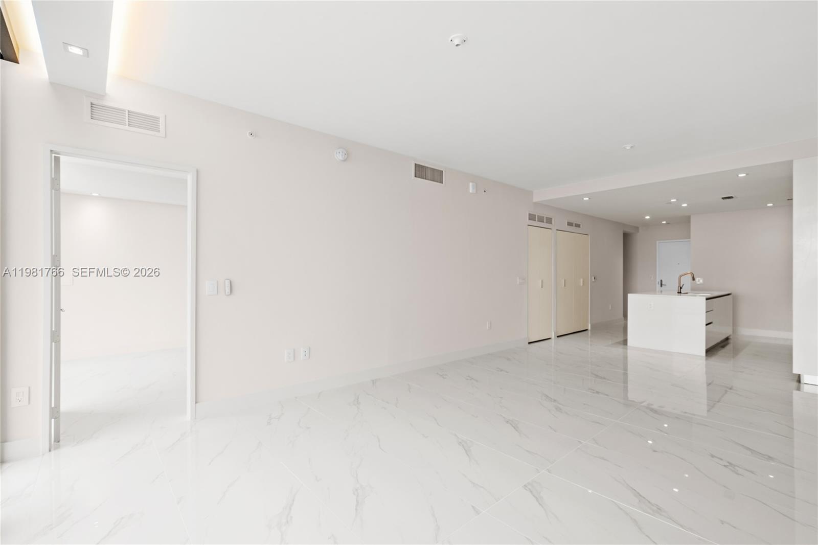 700 NE 24th St #2402 Miami, FL 33137