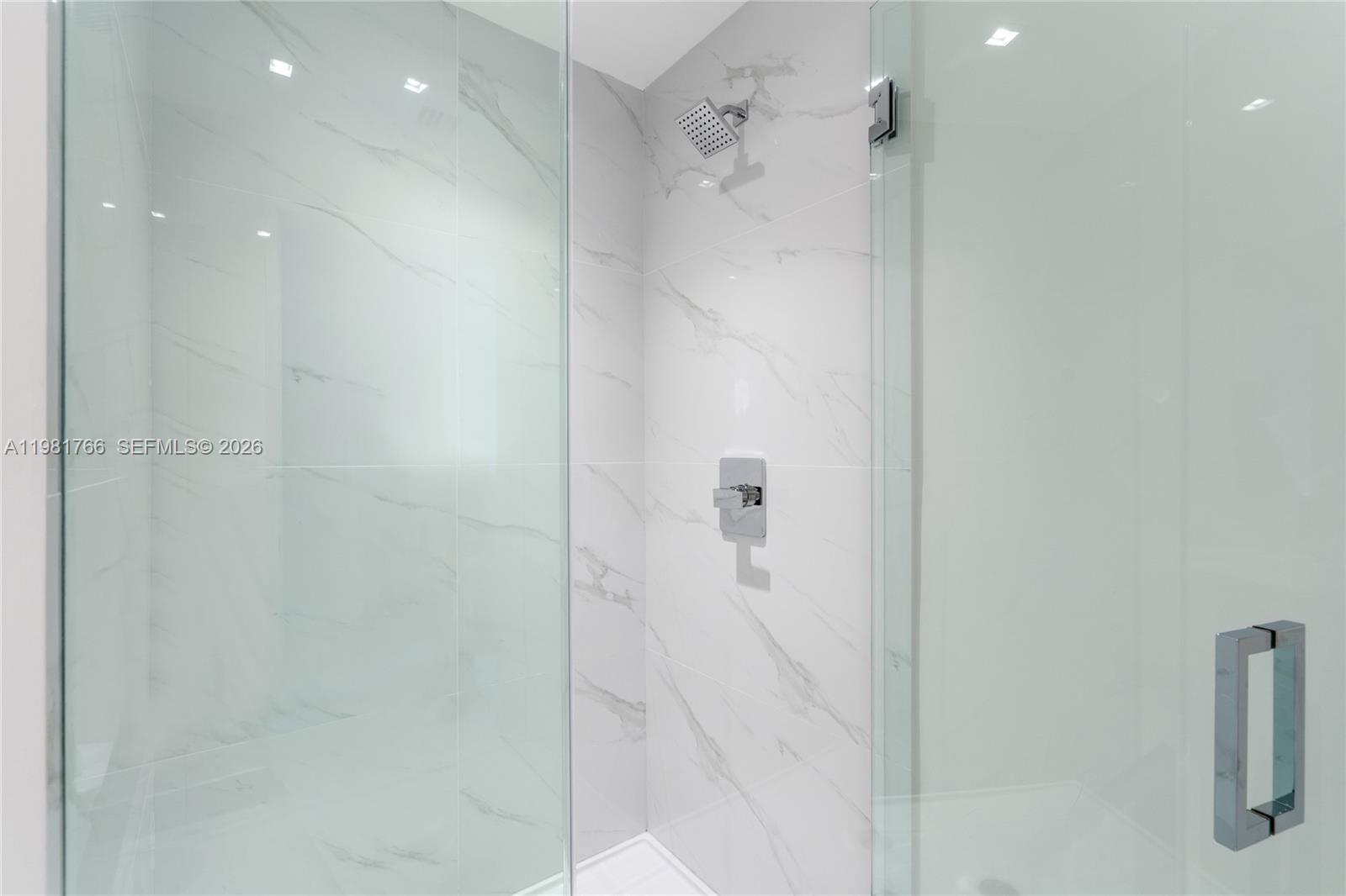 700 NE 24th St #2402 Miami, FL 33137