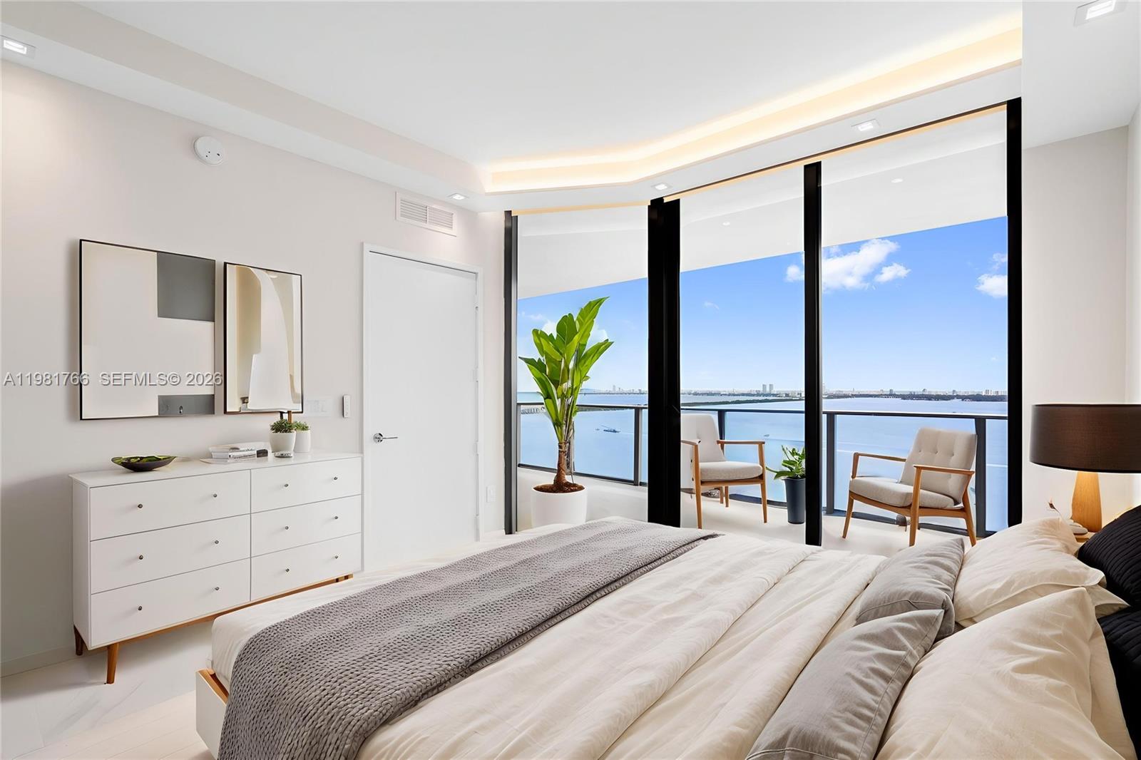 700 NE 24th St #2402 Miami, FL 33137