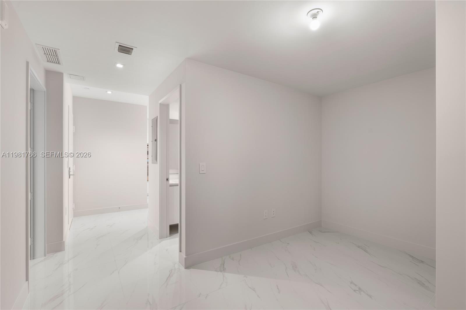 700 NE 24th St #2402 Miami, FL 33137