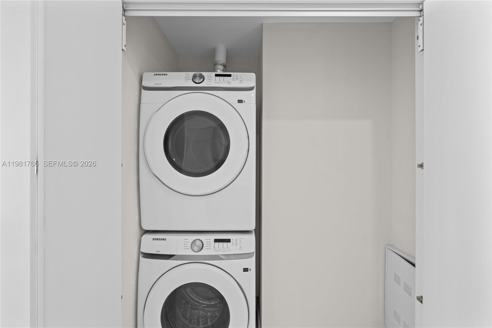 700 NE 24th St #2402 Miami, FL 33137