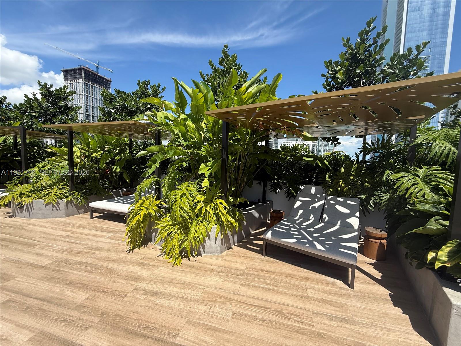 700 NE 24th St #2402 Miami, FL 33137