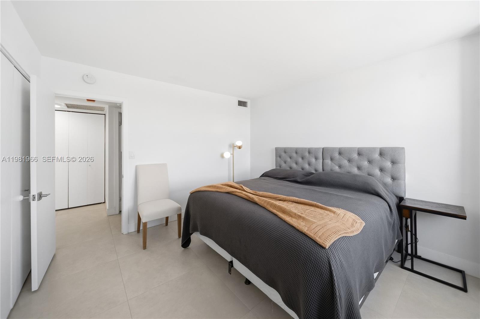 5750 Collins Ave #4F Miami Beach, FL 33140