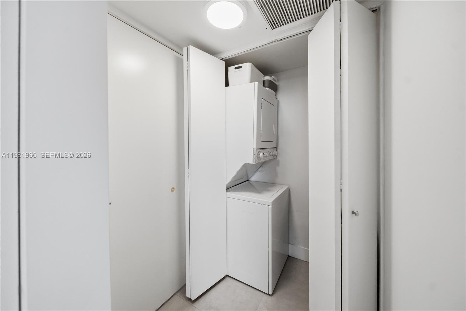 5750 Collins Ave #4F Miami Beach, FL 33140