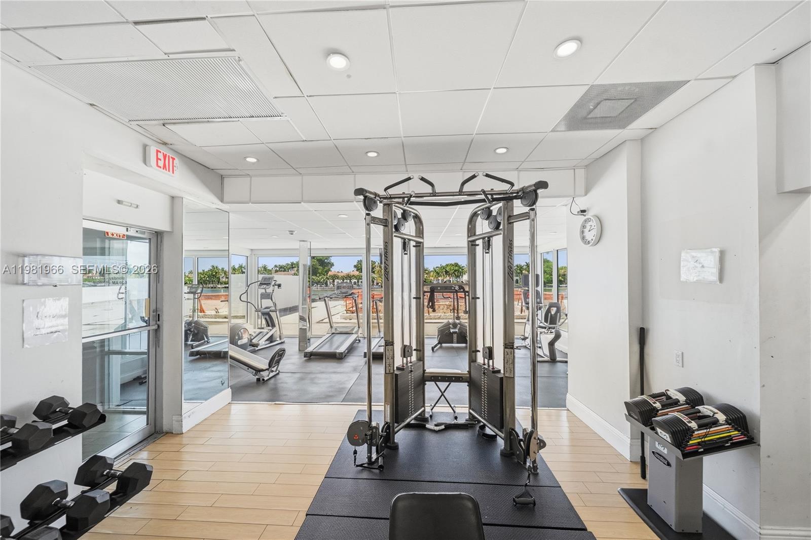 5750 Collins Ave #4F Miami Beach, FL 33140