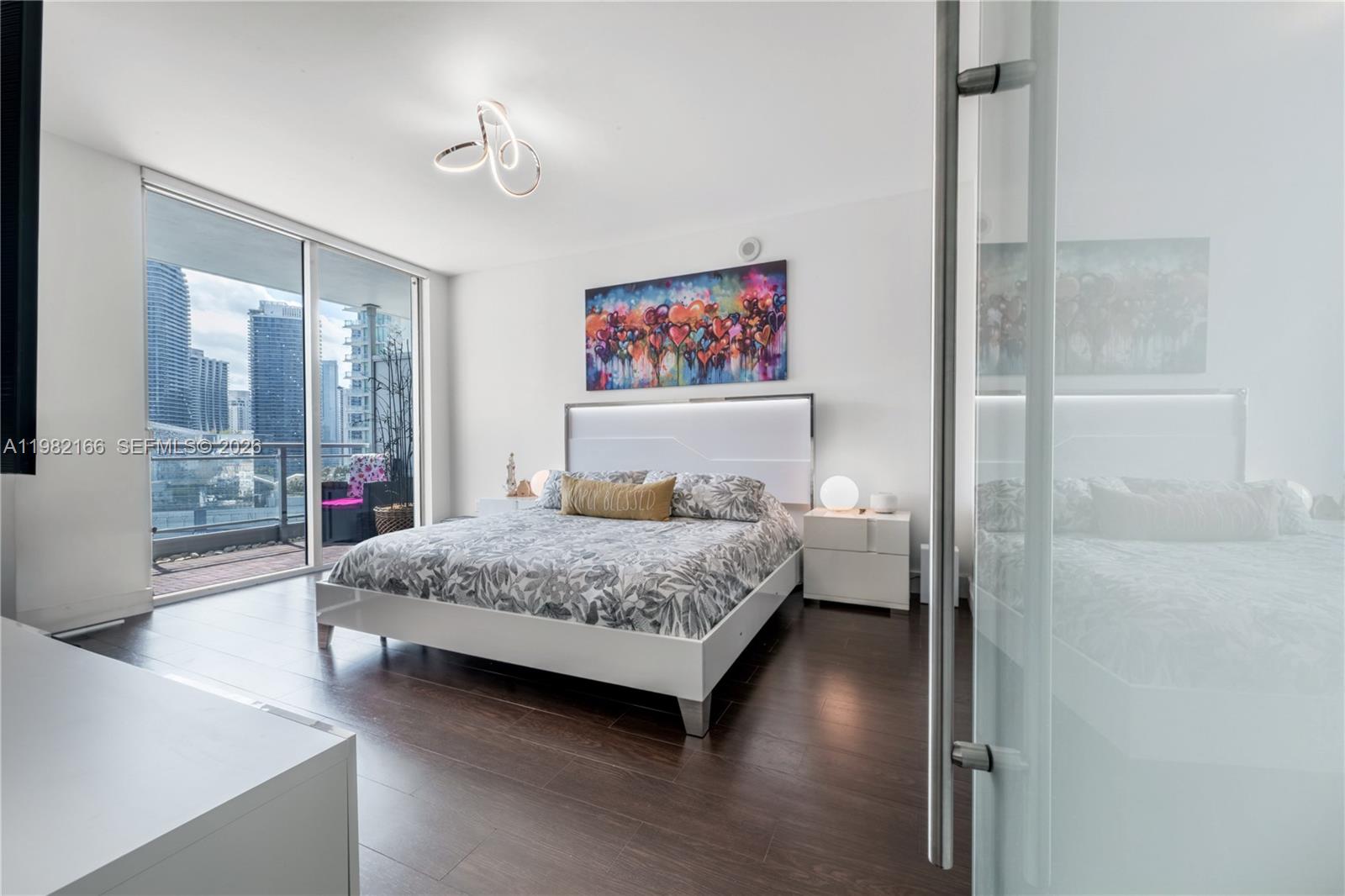 90 SW 3rd St #2116 Miami, FL 33130