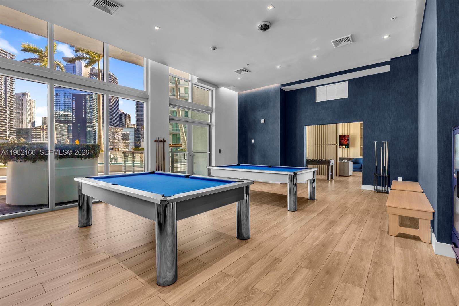 90 SW 3rd St #2116 Miami, FL 33130