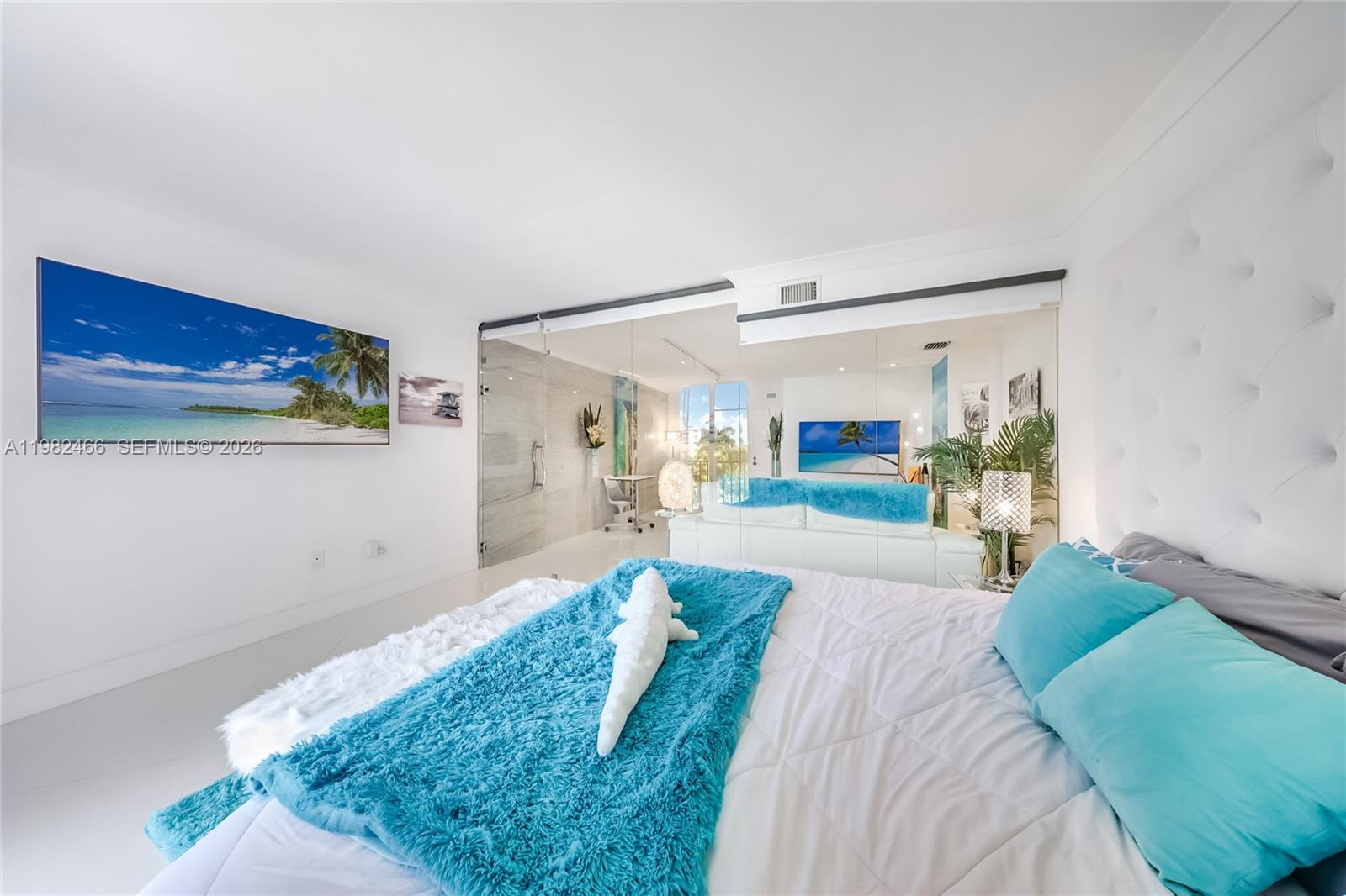 800 West Ave #605 Miami Beach, FL 33139