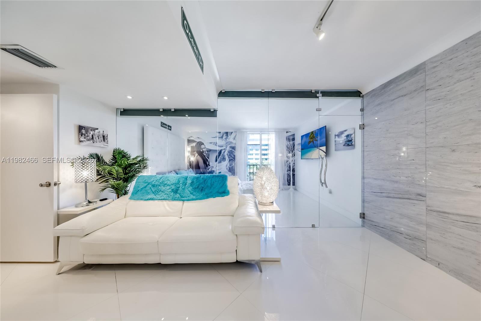 800 West Ave #605 Miami Beach, FL 33139