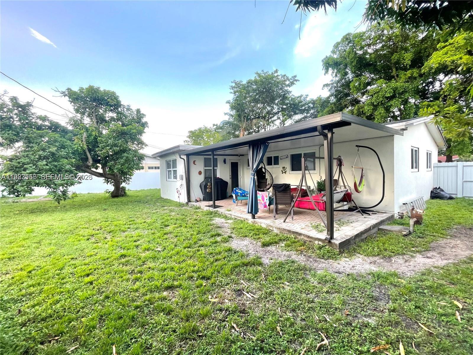 210 SW 65th Way Pembroke Pines, FL 33023