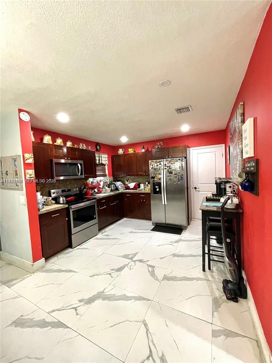 210 SW 65th Way Pembroke Pines, FL 33023