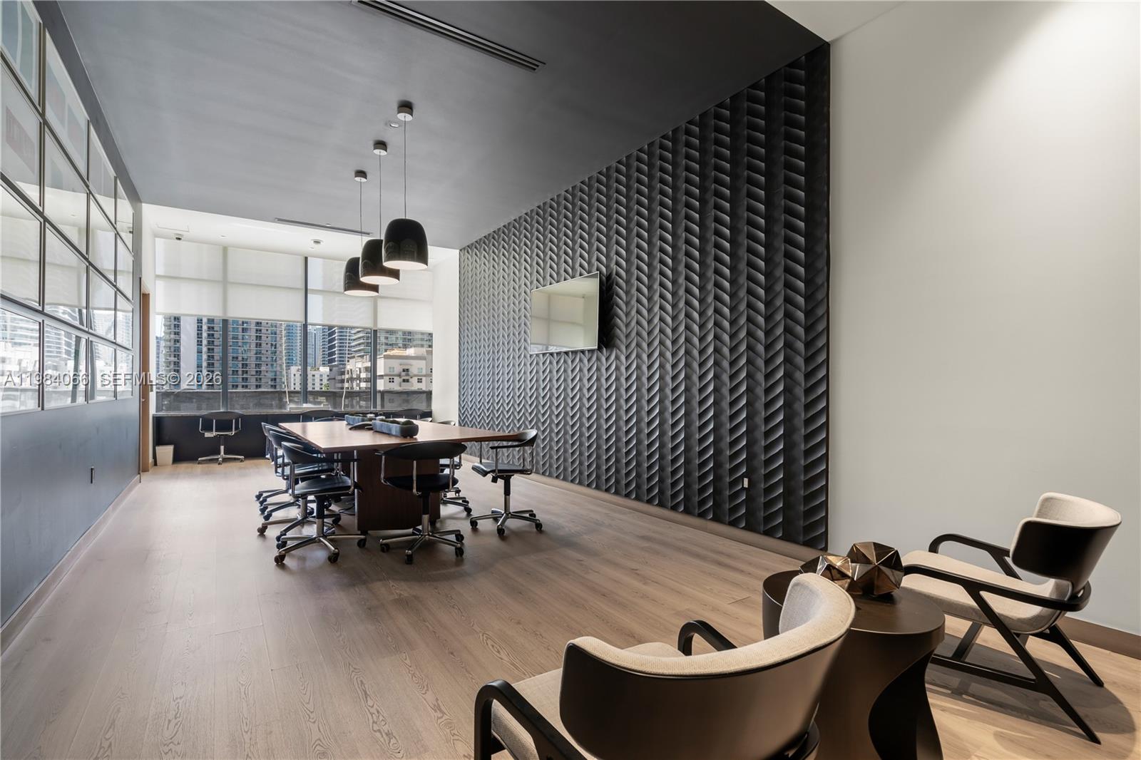 45 SW 9th St #1405 Miami, FL 33130