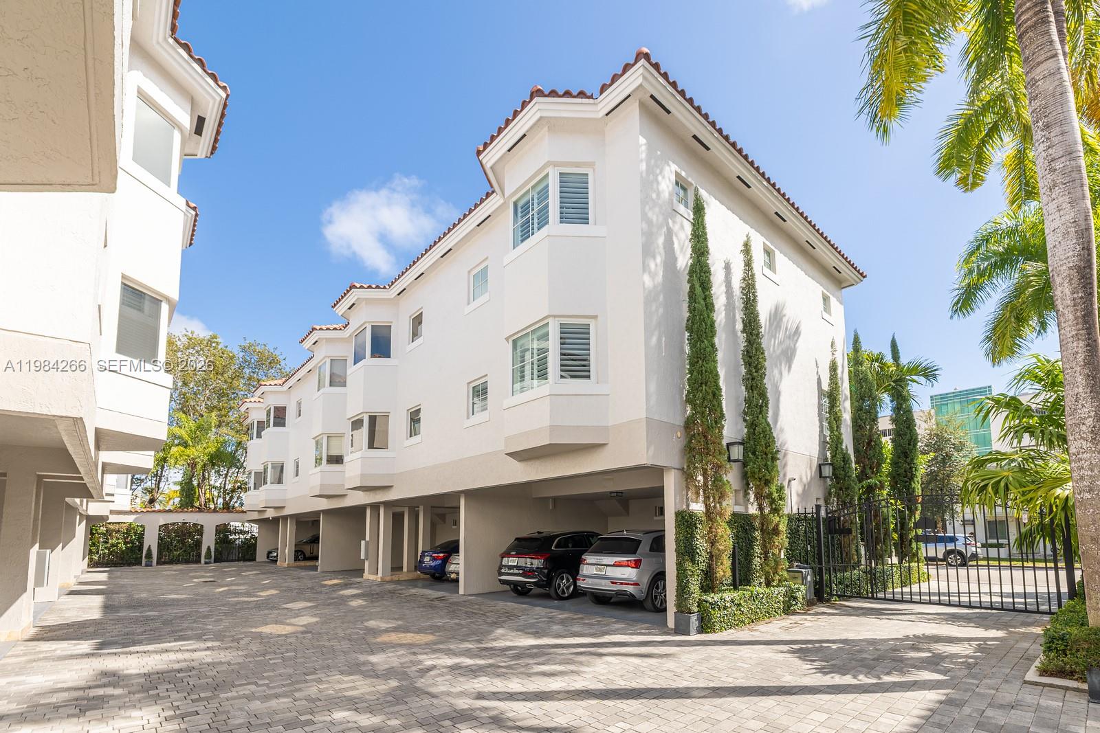 261 Navarre Ave #B-1 Coral Gables, FL 33134