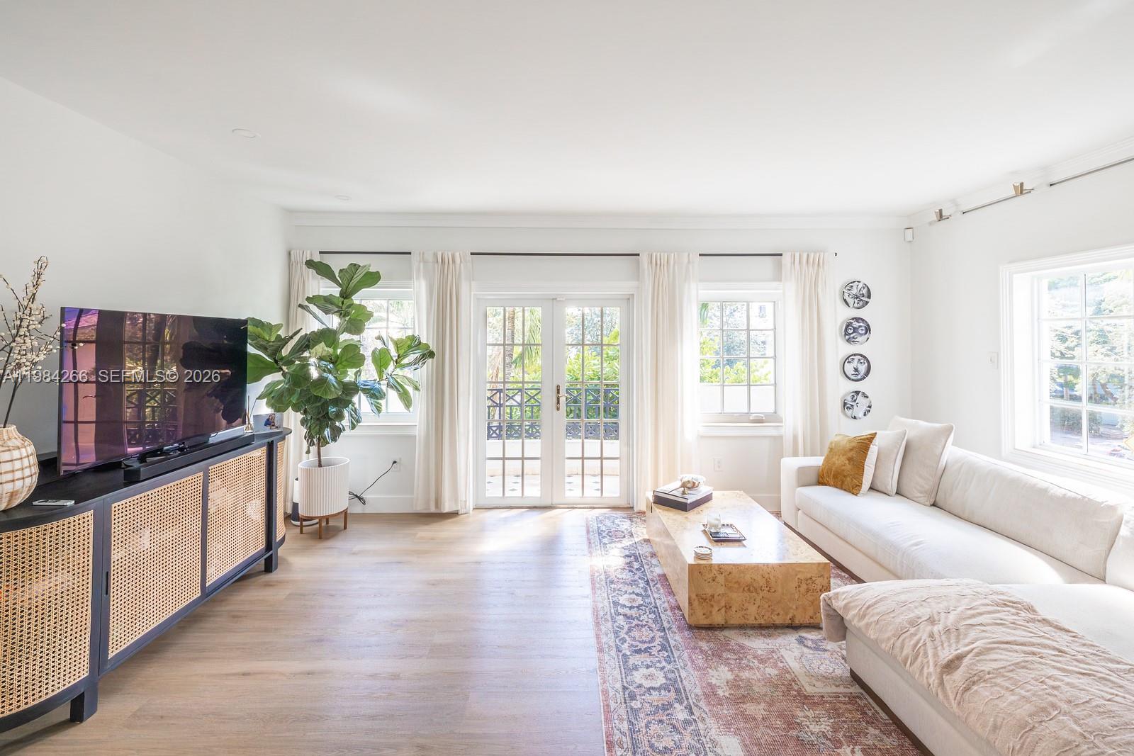 261 Navarre Ave #B-1 Coral Gables, FL 33134