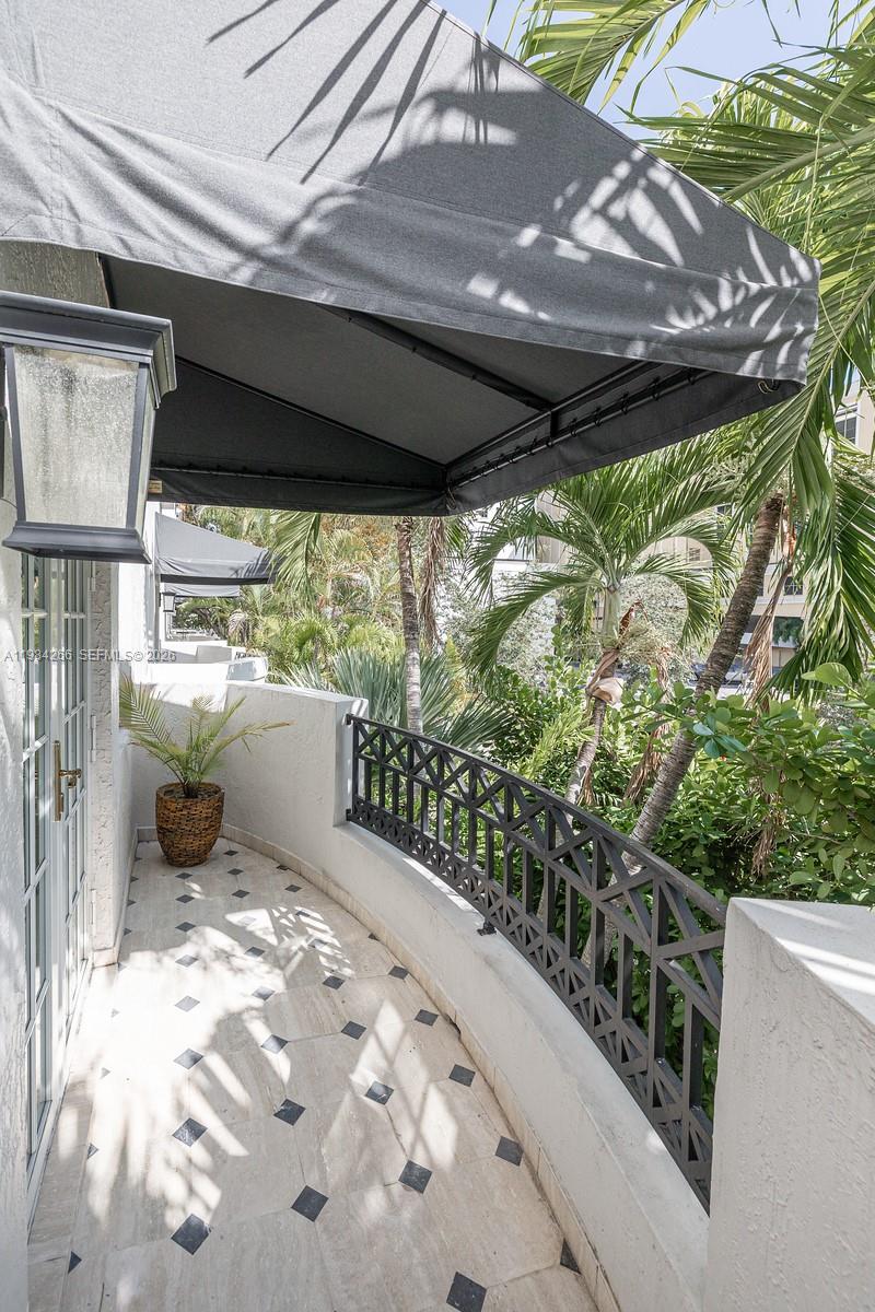 261 Navarre Ave #B-1 Coral Gables, FL 33134