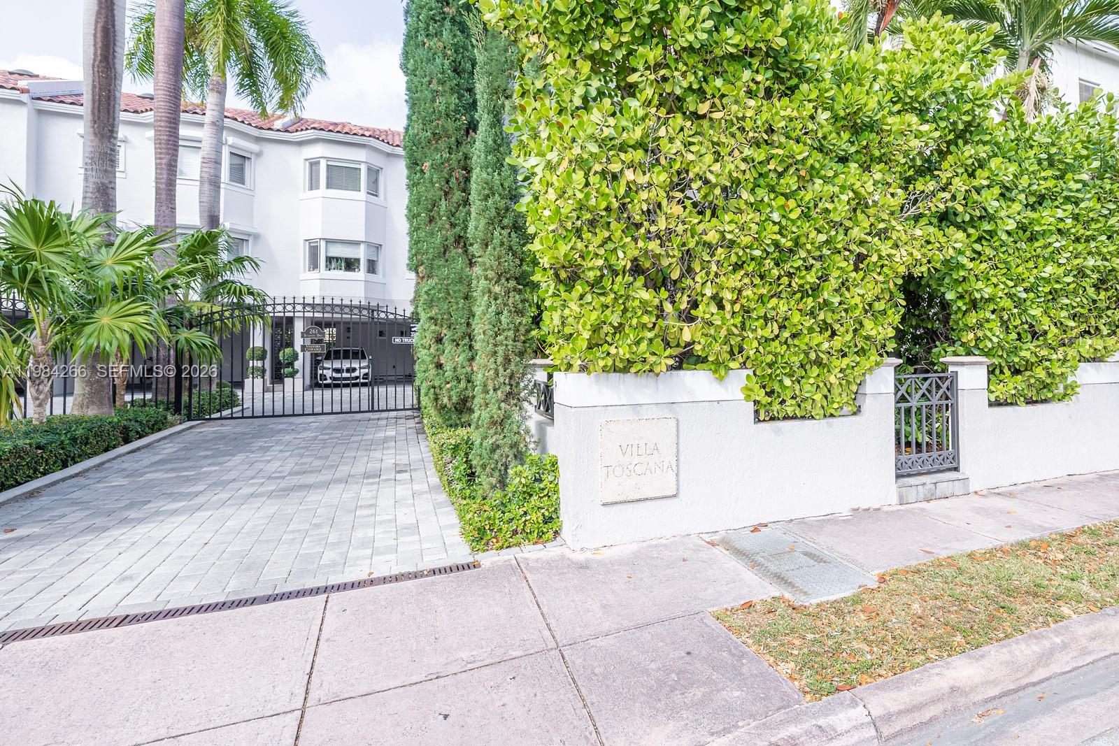 261 Navarre Ave #B-1 Coral Gables, FL 33134