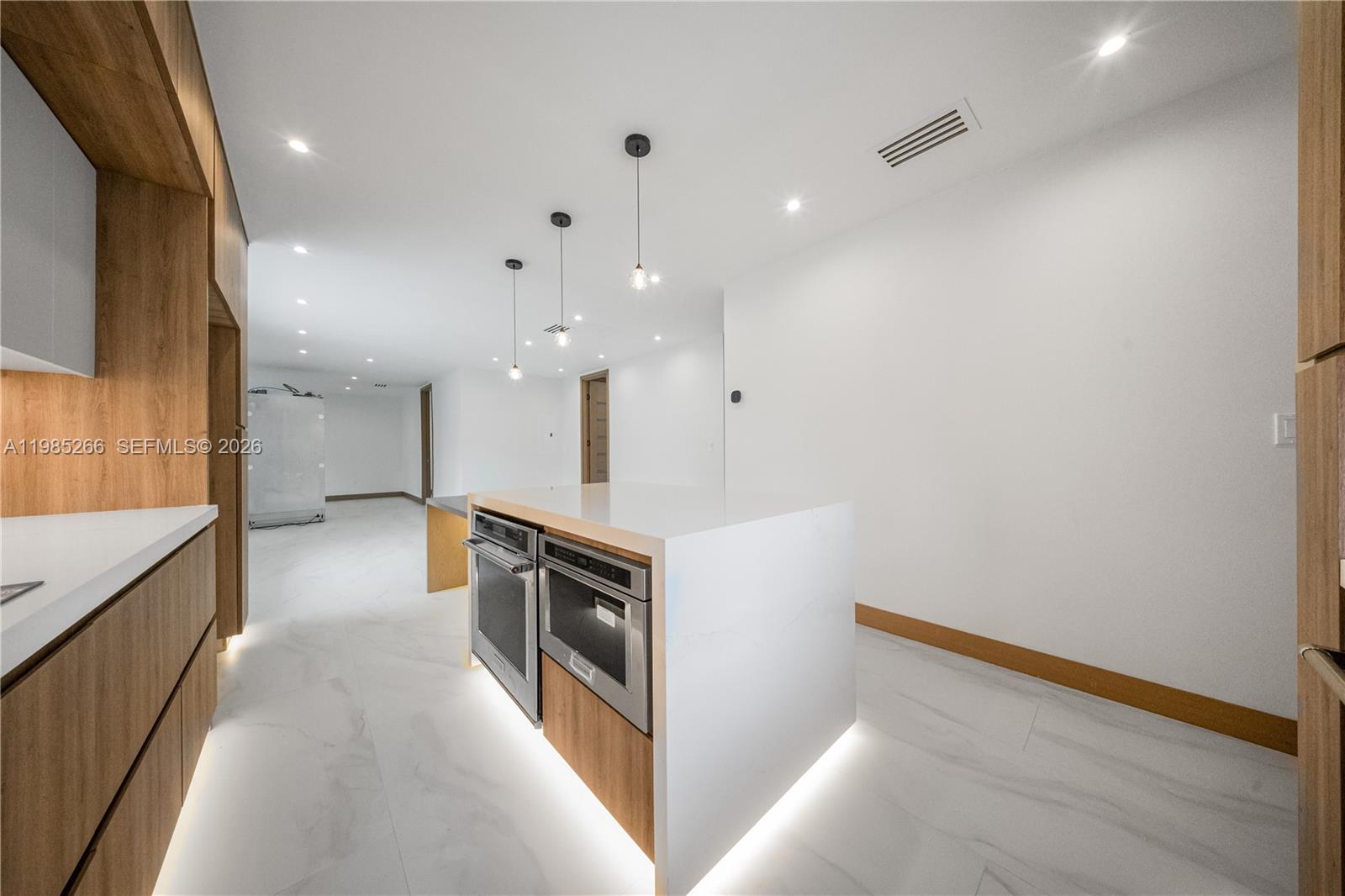 4241 Red Rd Coral Gables, FL 33155