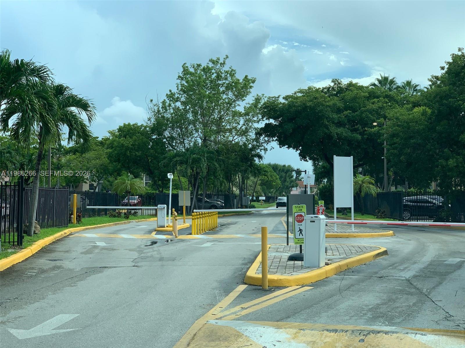 8215 Lake Dr #201 Doral, FL 33166