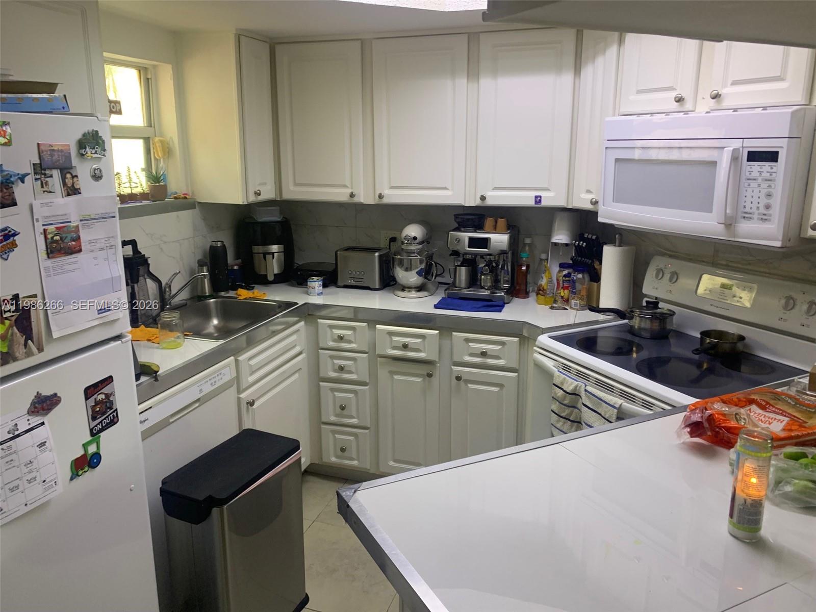 8215 Lake Dr #201 Doral, FL 33166