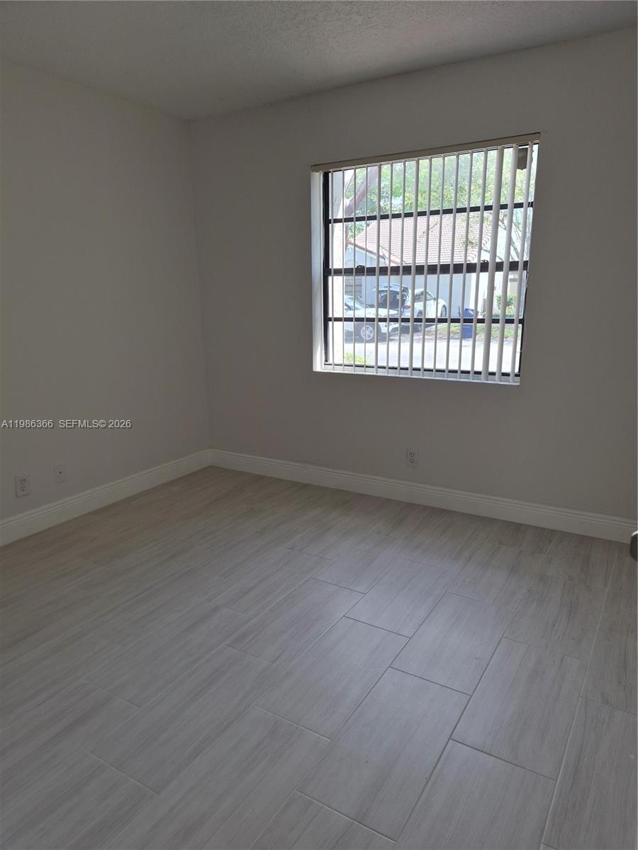 17316 NW 63rd Ave Hialeah, FL 33015