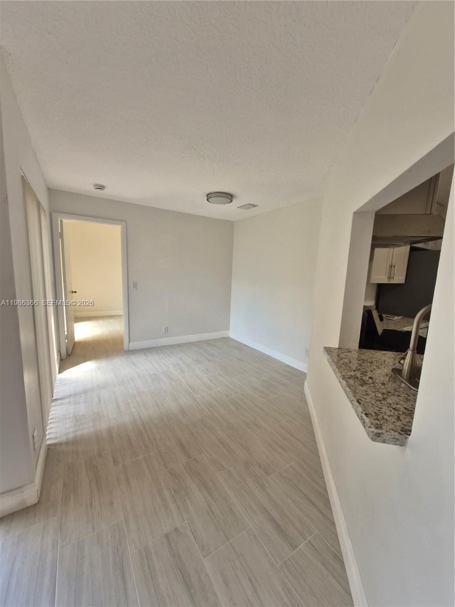 17316 NW 63rd Ave Hialeah, FL 33015