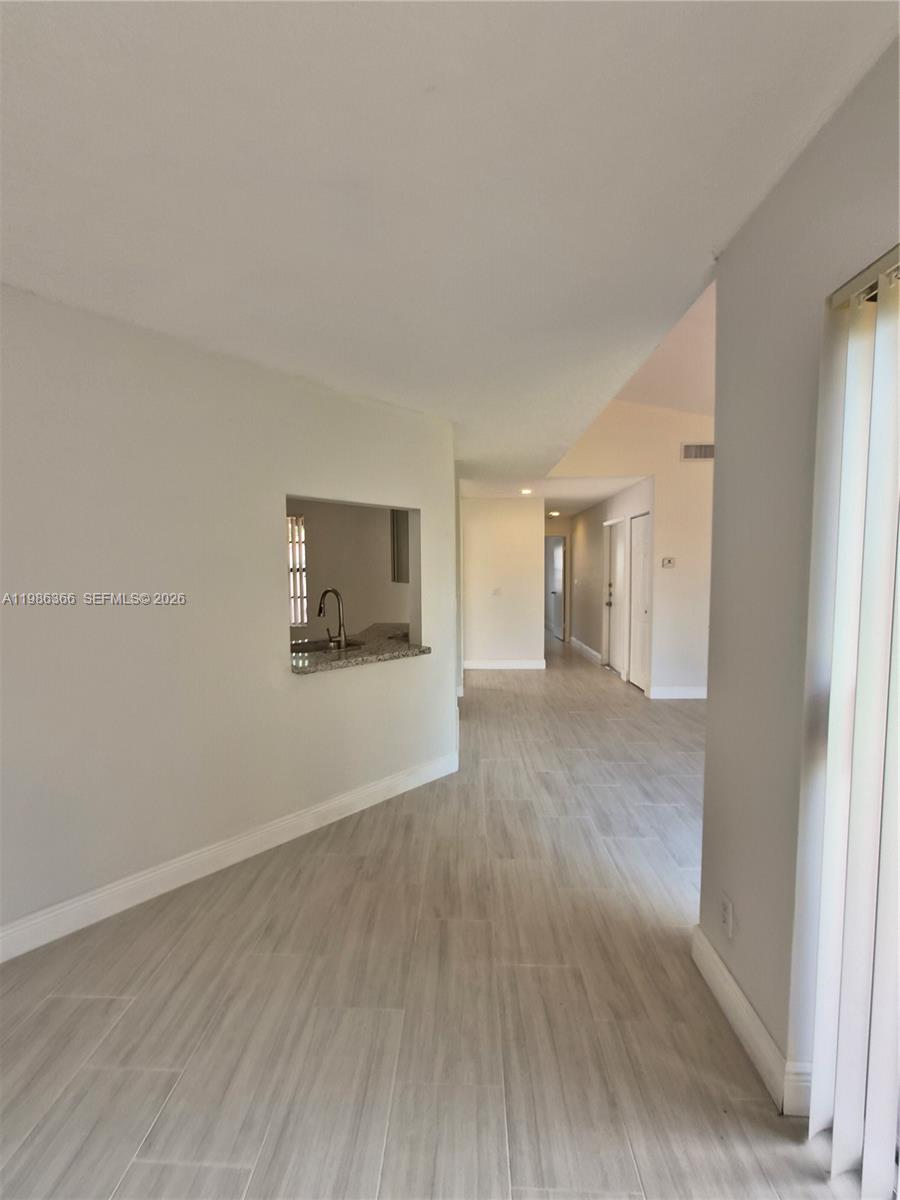 17316 NW 63rd Ave Hialeah, FL 33015