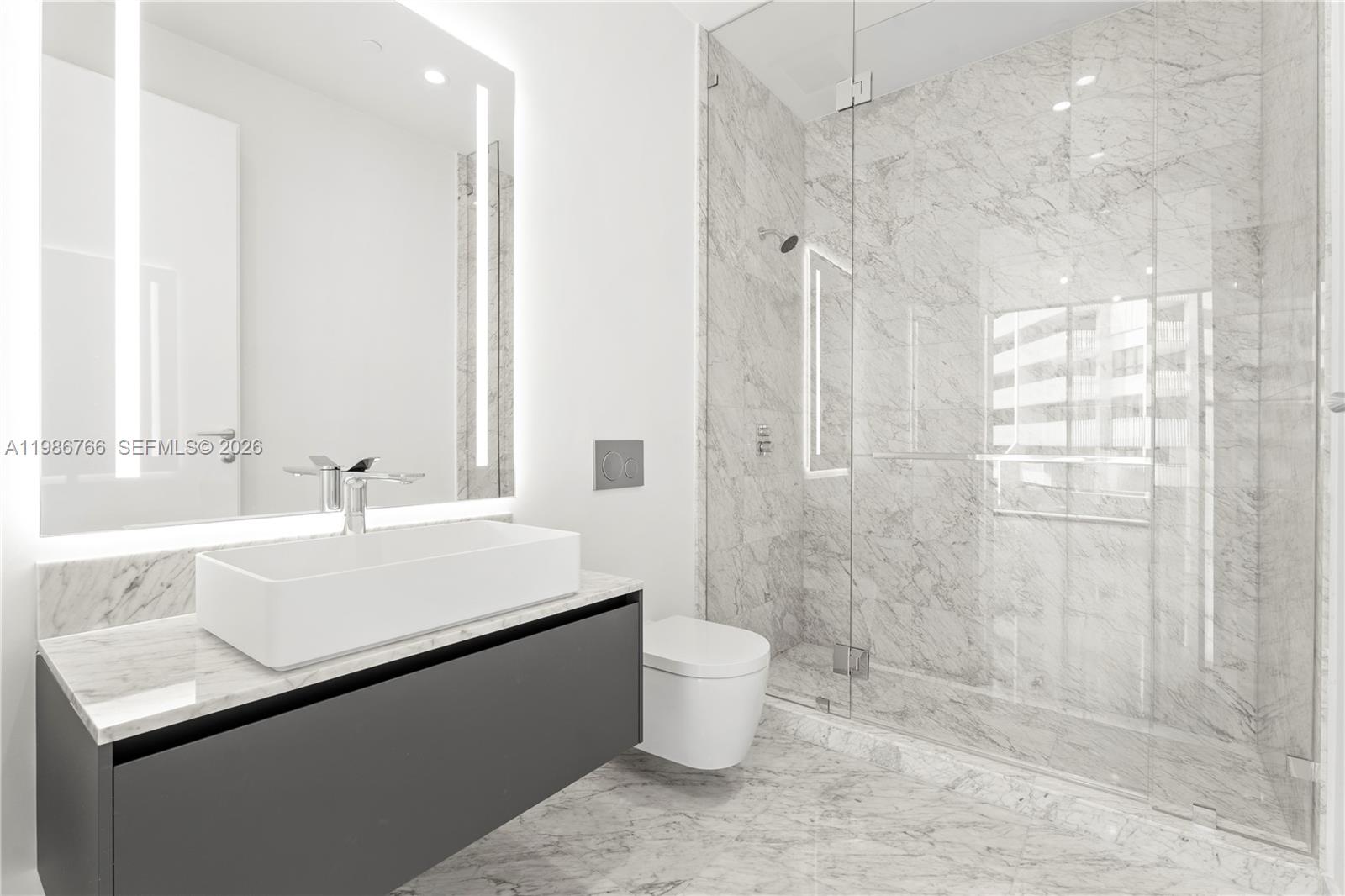 5 Grove Isle #S303 Coconut Grove, FL 33133