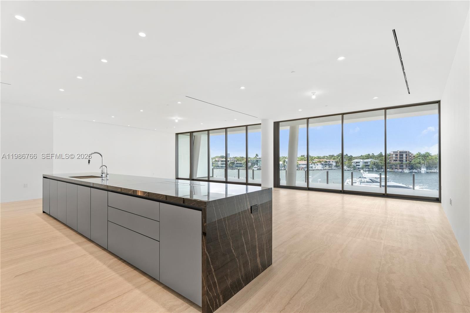 5 Grove Isle #S303 Coconut Grove, FL 33133