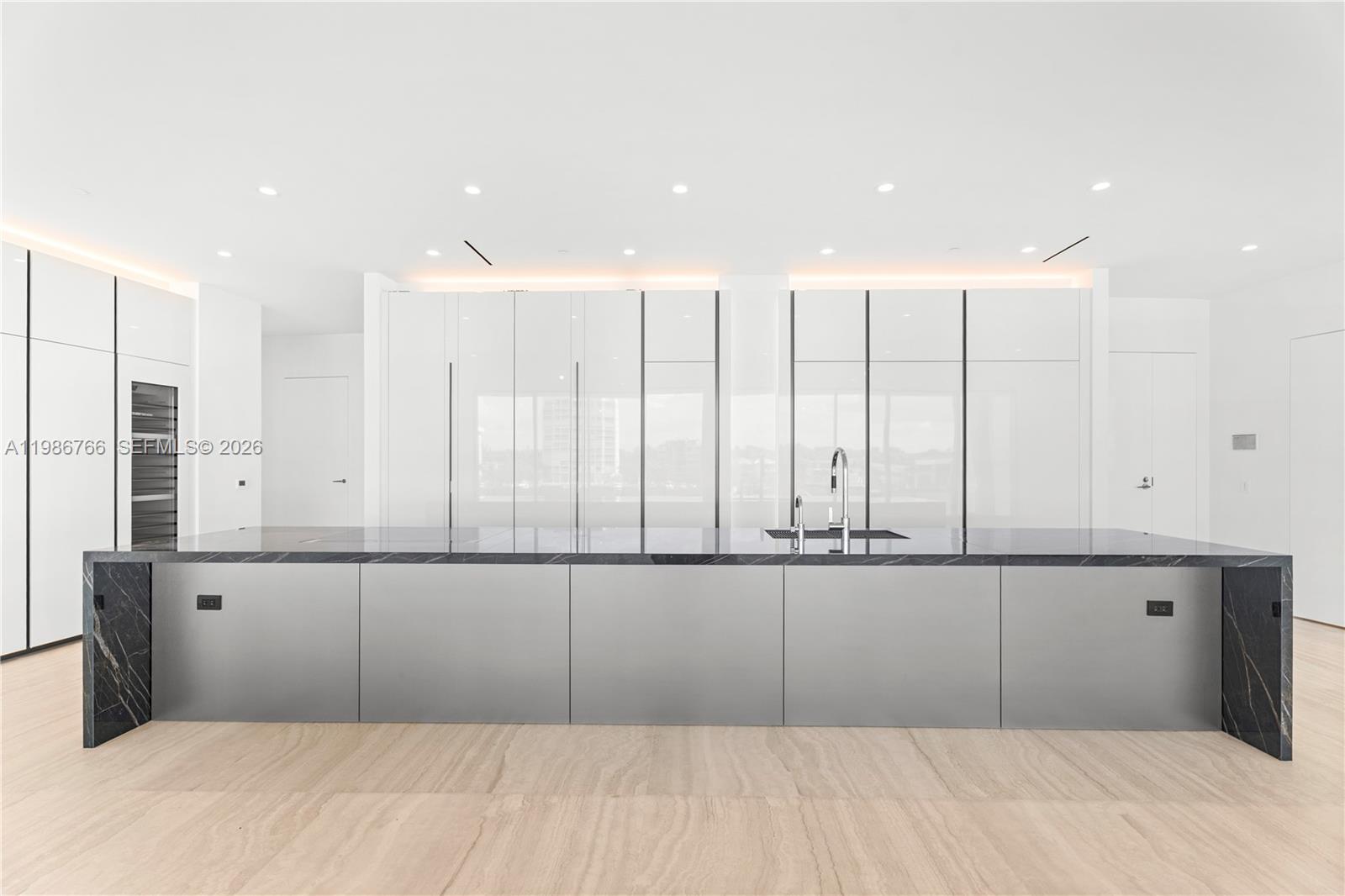 5 Grove Isle #S303 Coconut Grove, FL 33133