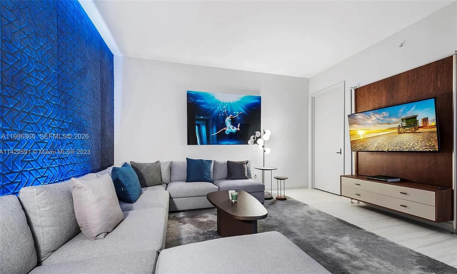 851 NE 1st Ave #5201 Miami, FL 33132