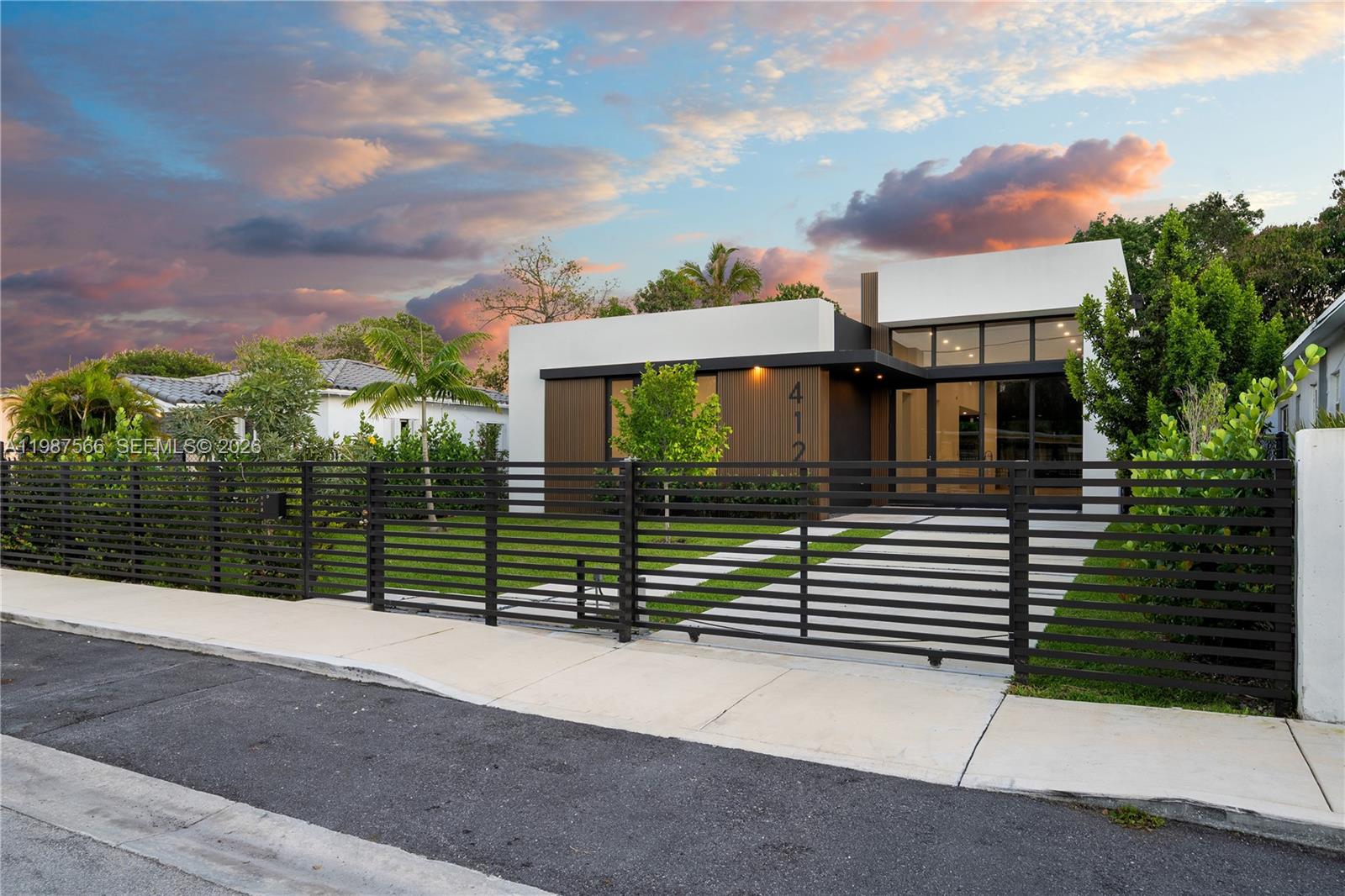 412 NW 47th St Miami, FL 33127