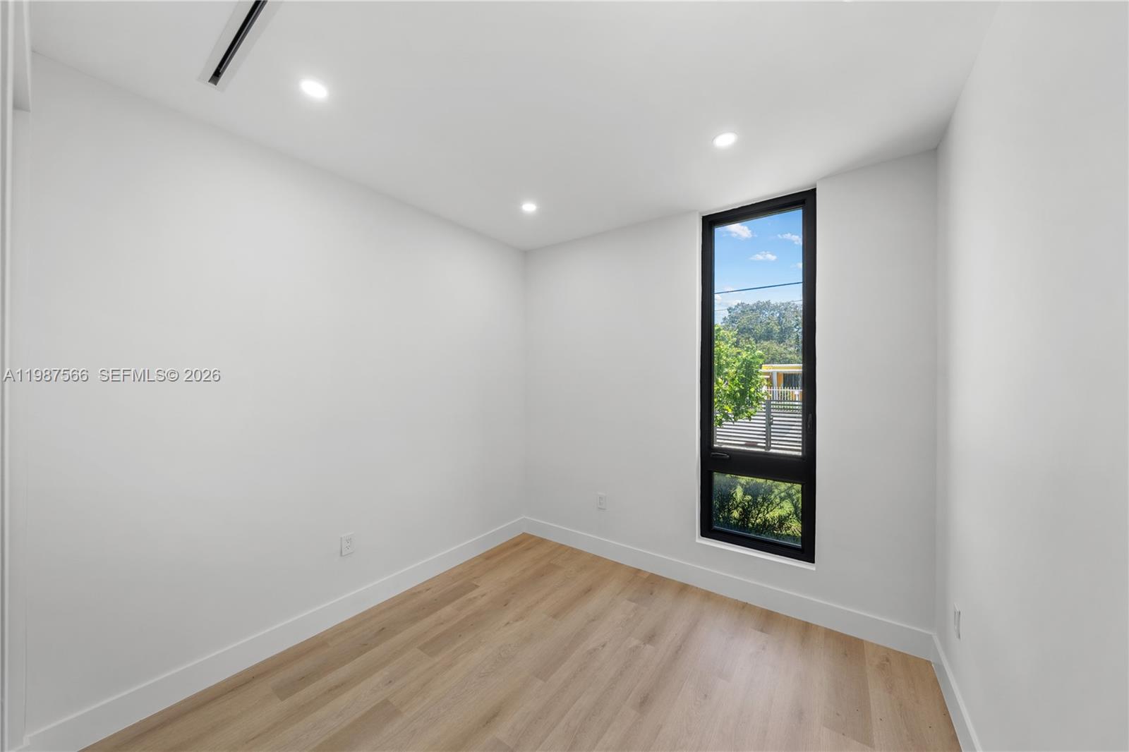 412 NW 47th St Miami, FL 33127