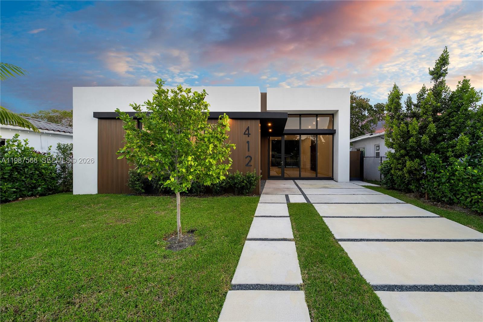 412 NW 47th St Miami, FL 33127