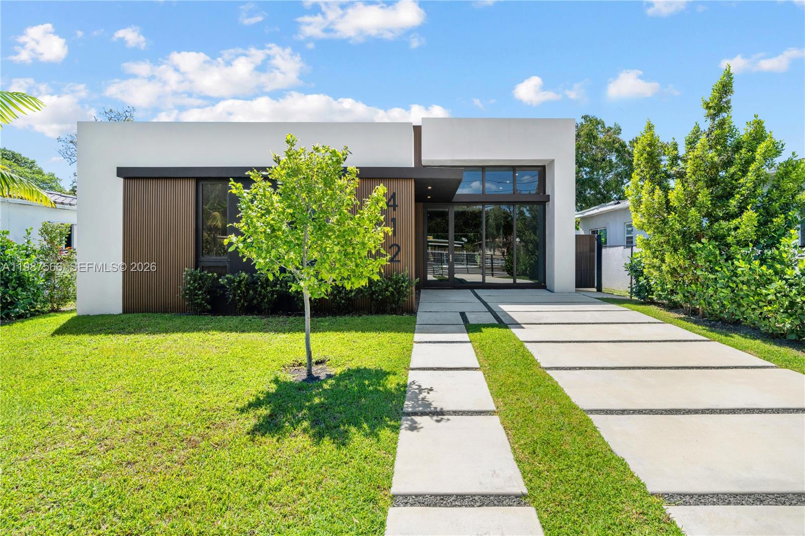 412 NW 47th St Miami, FL 33127