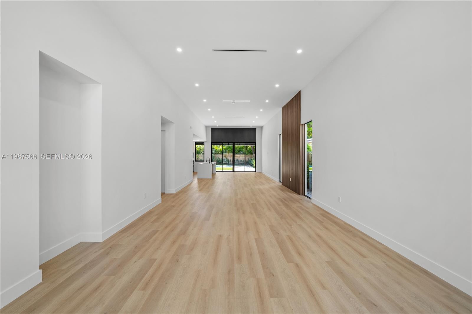 412 NW 47th St Miami, FL 33127