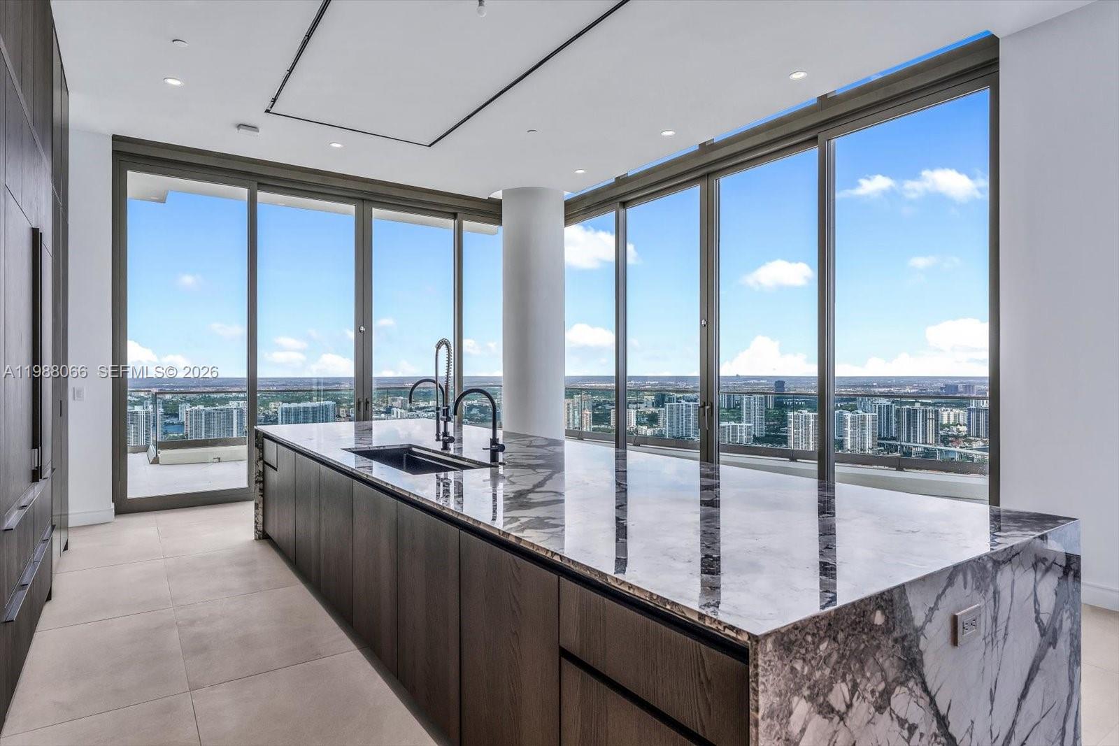 17901 Collins Ave #PH-01 Sunny Isles Beach, FL 33160