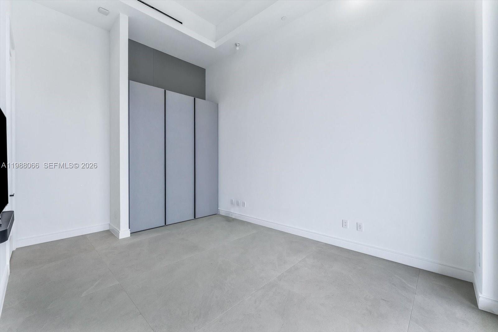 17901 Collins Ave #PH-01 Sunny Isles Beach, FL 33160