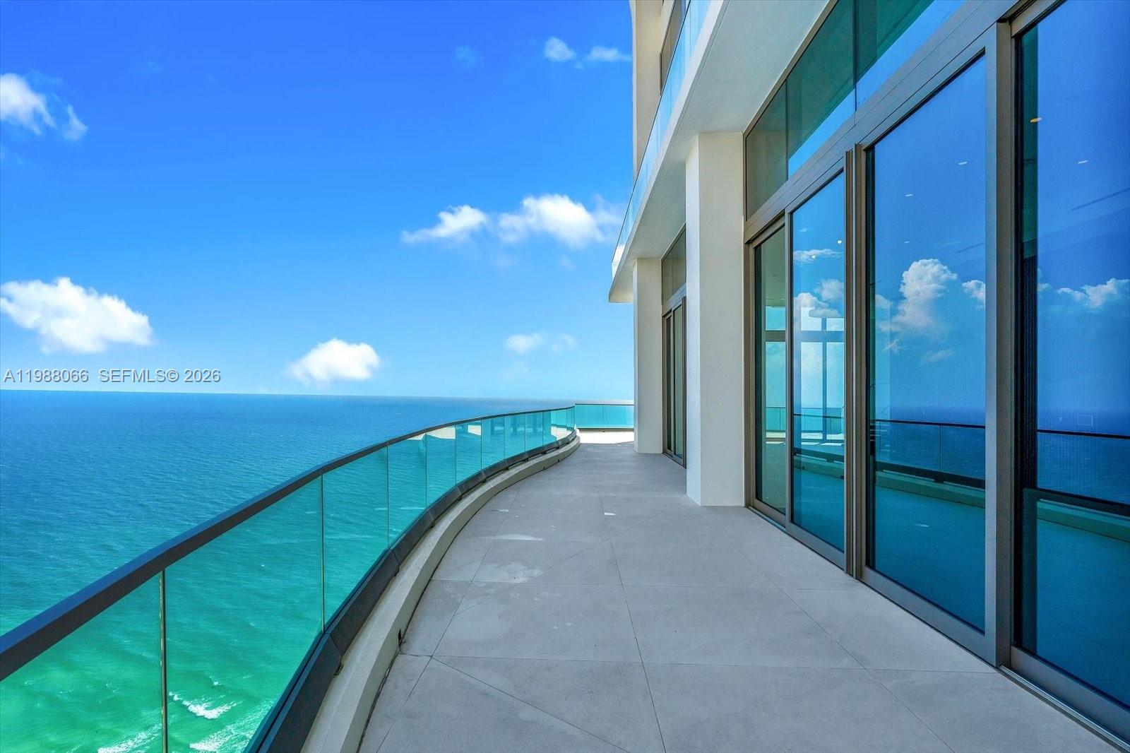 17901 Collins Ave #PH-01 Sunny Isles Beach, FL 33160
