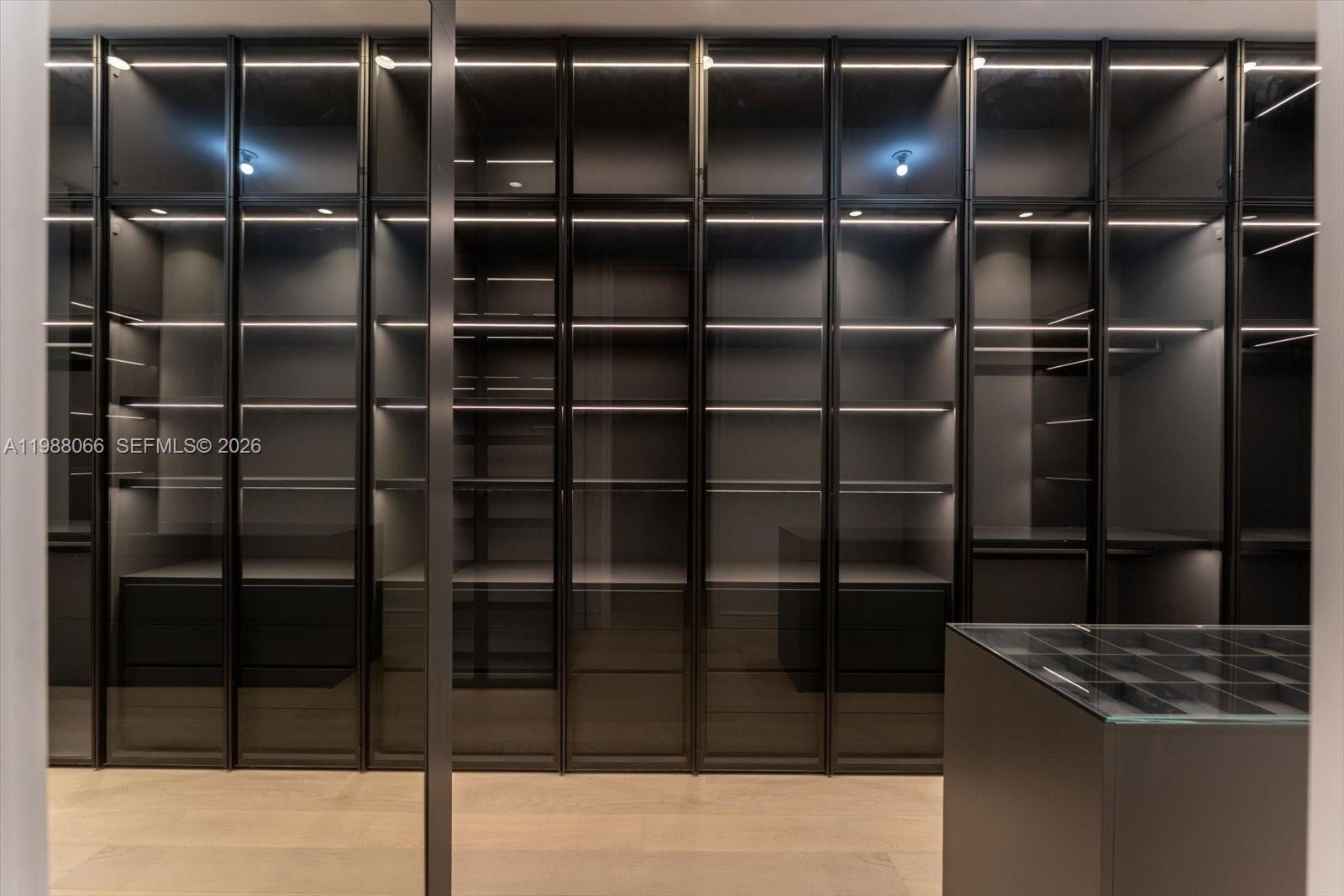 17901 Collins Ave #PH-01 Sunny Isles Beach, FL 33160