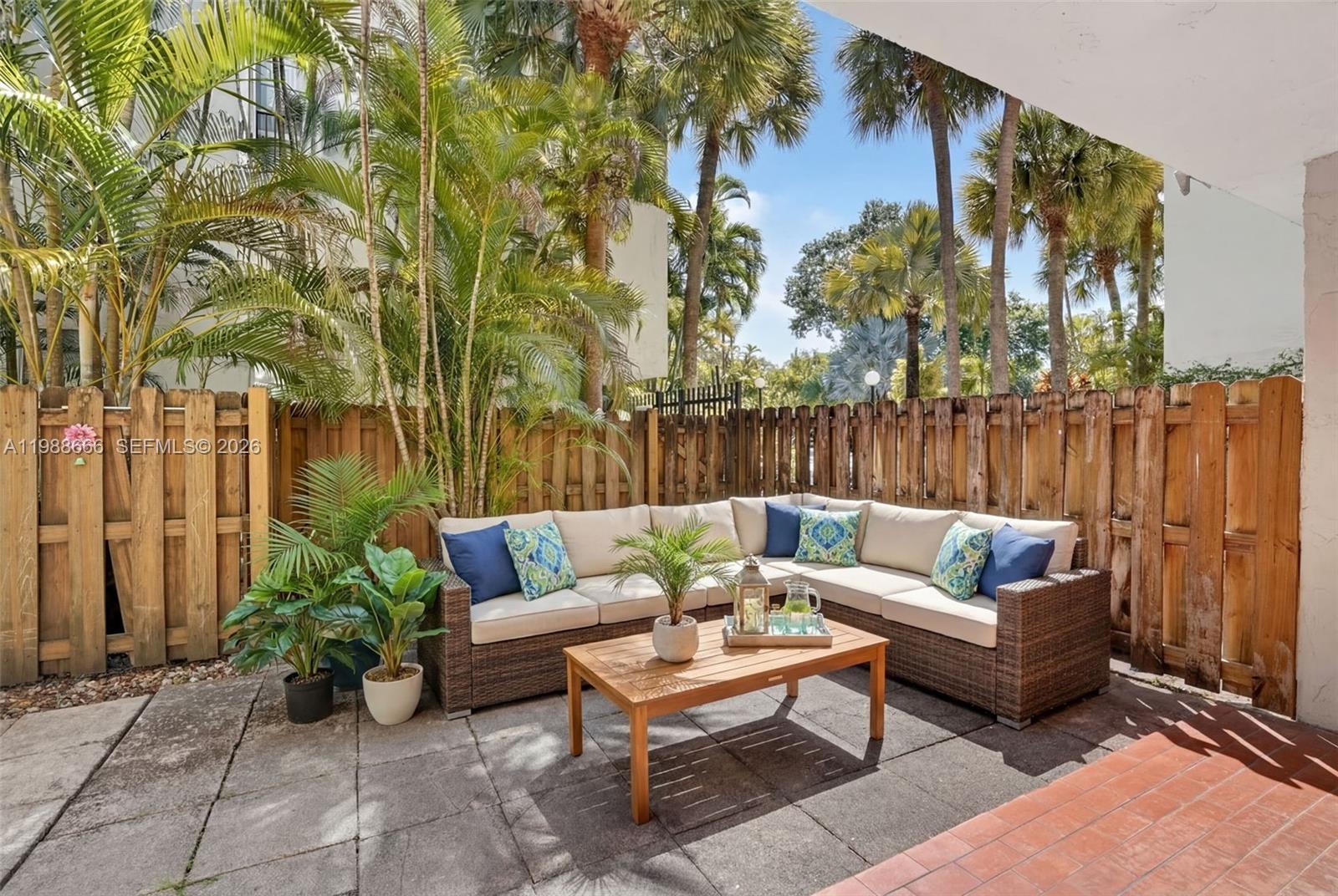 6904 N Kendall Dr #F104 Pinecrest, FL 33156