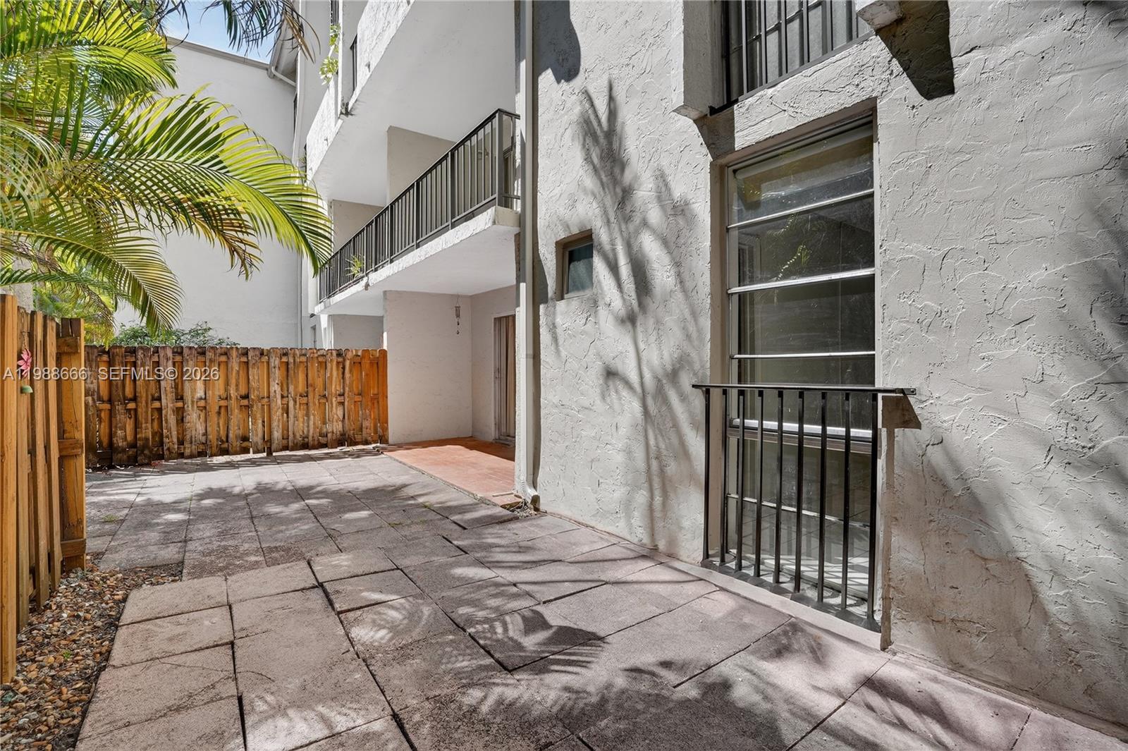 6904 N Kendall Dr #F104 Pinecrest, FL 33156